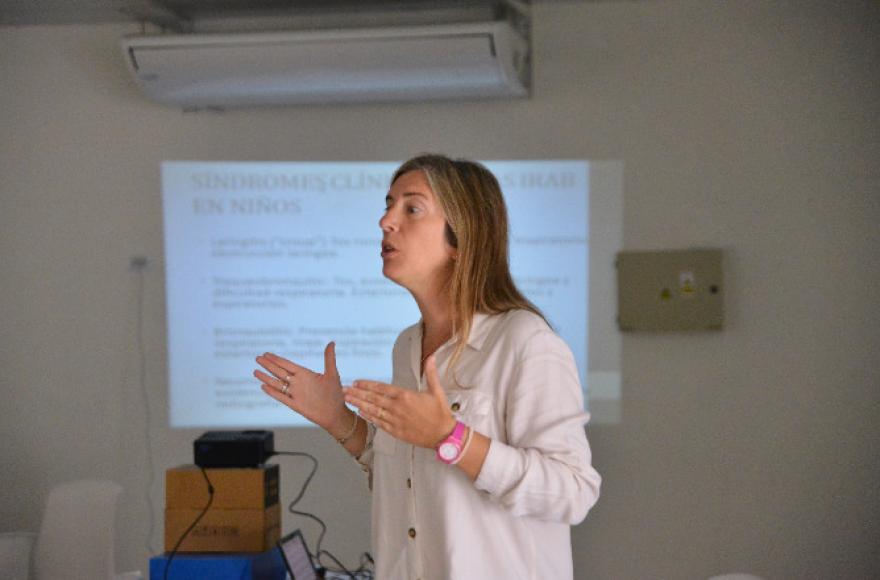 A cargo de Cecilia Saldías.