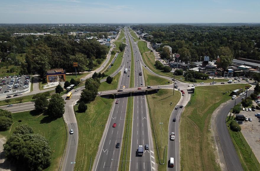 Conviene probar el acceso real a la autopista.