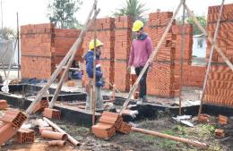 Continúa la construcción de nuevas viviendas en los barrios San Luis y 30 de Mayo