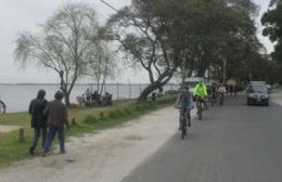 Conflicto por la prohibición de estacionamiento en la costanera