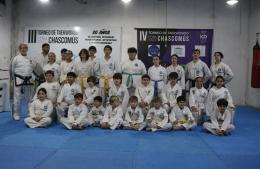 La Asociaci&oacute;n de Taekwon-Do Chascom&uacute;s se integra formalmente al Club Deportivo Chascom&uacute;s