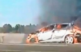 Se incendió un vehículo en Autovía 2