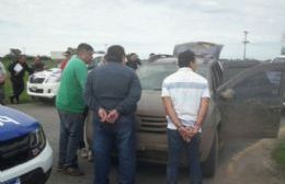 Robaron en un campo y fueron aprehendidos en la ruta