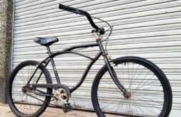 Robaron bicicleta mientras su dueña trabajaba