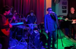 Homenaje al Indio Solari en el Teatro Brazzola