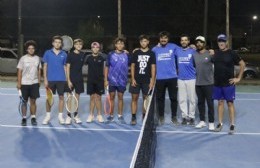 Culminó con gran éxito el primer torneo de dobles de tenis en cancha de Deportivo