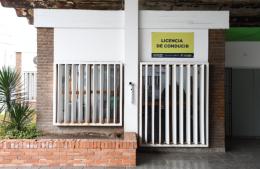 Por falta de kits se suspenden entregas de carnets de licencias de conducir físicas