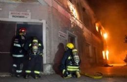 Agradecimiento de bomberos tras el simulacro