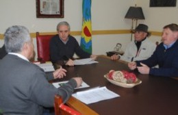 Javier Gastón recibió a autoridades de la iglesia presbiteriana