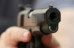 En pleno viaje, asaltan a un remisero con un arma de fuego