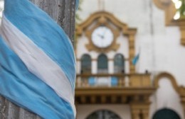 Se invita a embanderar las casas, locales y edificios en homenaje a los veteranos y caídos en Malvinas