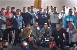 El gimnasio de Gerez realizó donaciones para el programa "Box entre rejas"