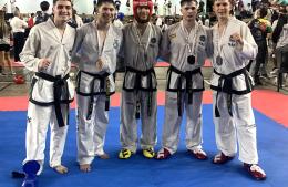 Destacada actuaci&oacute;n de taekwondistas de Chascom&uacute;s en el Super 5 de Pacheco