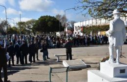 El intendente Gastón encabezó los actos por los 238 años de Chascomús