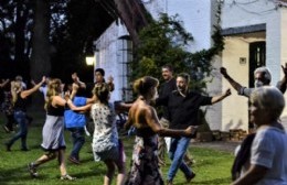 Se viene show folklórico de la Agrupación Peña Laguna y Cielo en los jardines del Museo Pampeano