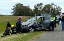 Dos heridos de gravedad por accidente en Ruta 2