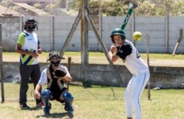 Encuentro deportivo recreativo con la Escuela Municipal de Softbol