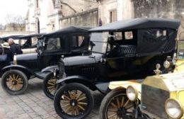 Encuentro de Ford T y Ford A en Ranchos