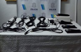 Robaron cables y micrófonos de la Escuela Municipal N° 1