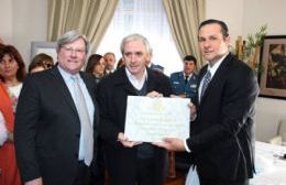 Javier Gastón asistió al festejo por el Bicentenario de Dolores