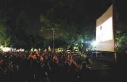 El Cine Escalinatas continúa con "Locos por las nueces 2"