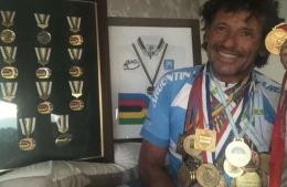 Violento asalto al campeón olímpico Juan Curuchet: se llevaron sus ahorros y medallas
