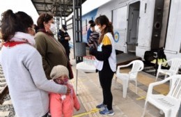 El Tren Sanitario provincial brinda servicios de vacunación, testeos y atención integral de la salud