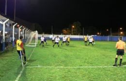 Noche de tribunas repletas, goles y eliminados en la Copa Banco Macro