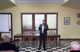 Daniel Arroyo presentó su libro en Chascomús