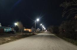 Renovación de las luminarias en el acceso al barrio 30 de Mayo