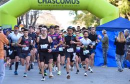 Más de 250 corredores participaron de la carrera de calle