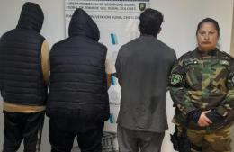 Tres aprehensiones por intrusión en una chacra