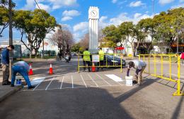 Demarcación de cruces peatonales en la calle Libres del Sur